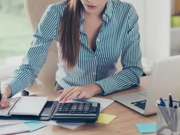 Как контролировать работу аутсорсинговой компании: чек-лист для клиента в 2025 году
